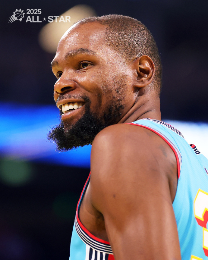 开云体育登录-EG轻取G2，Zeus三分雨点燃全场