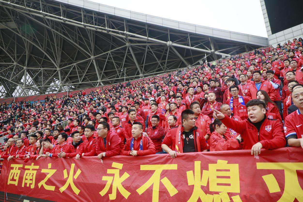 开云体育登录-重庆斯威逆转对手，喜迎胜利