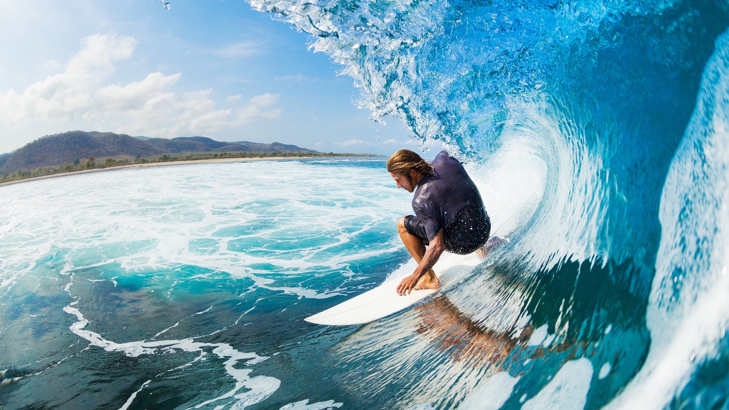 开云体育中国官网-巴萨完胜里昂,德布劳内惊艳四座,一场战术与天赋的完美交响